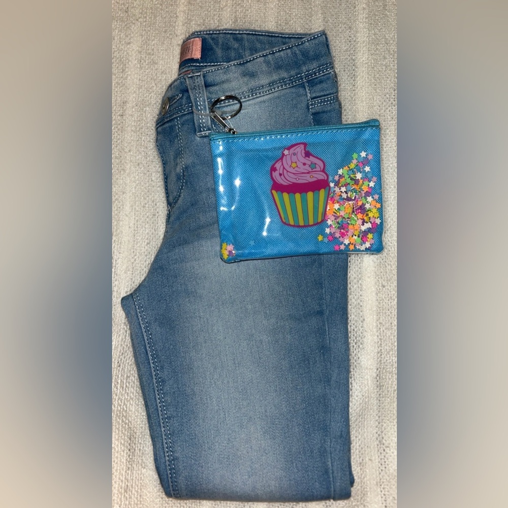 NWT Squeeze Girl Jeans Size 6X that includes a Super cute Pouch